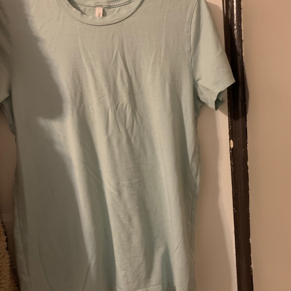 Artizia group by babaton shirt
